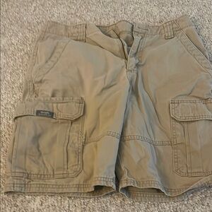 Men's Tan  Wrangler Cargo Shorts